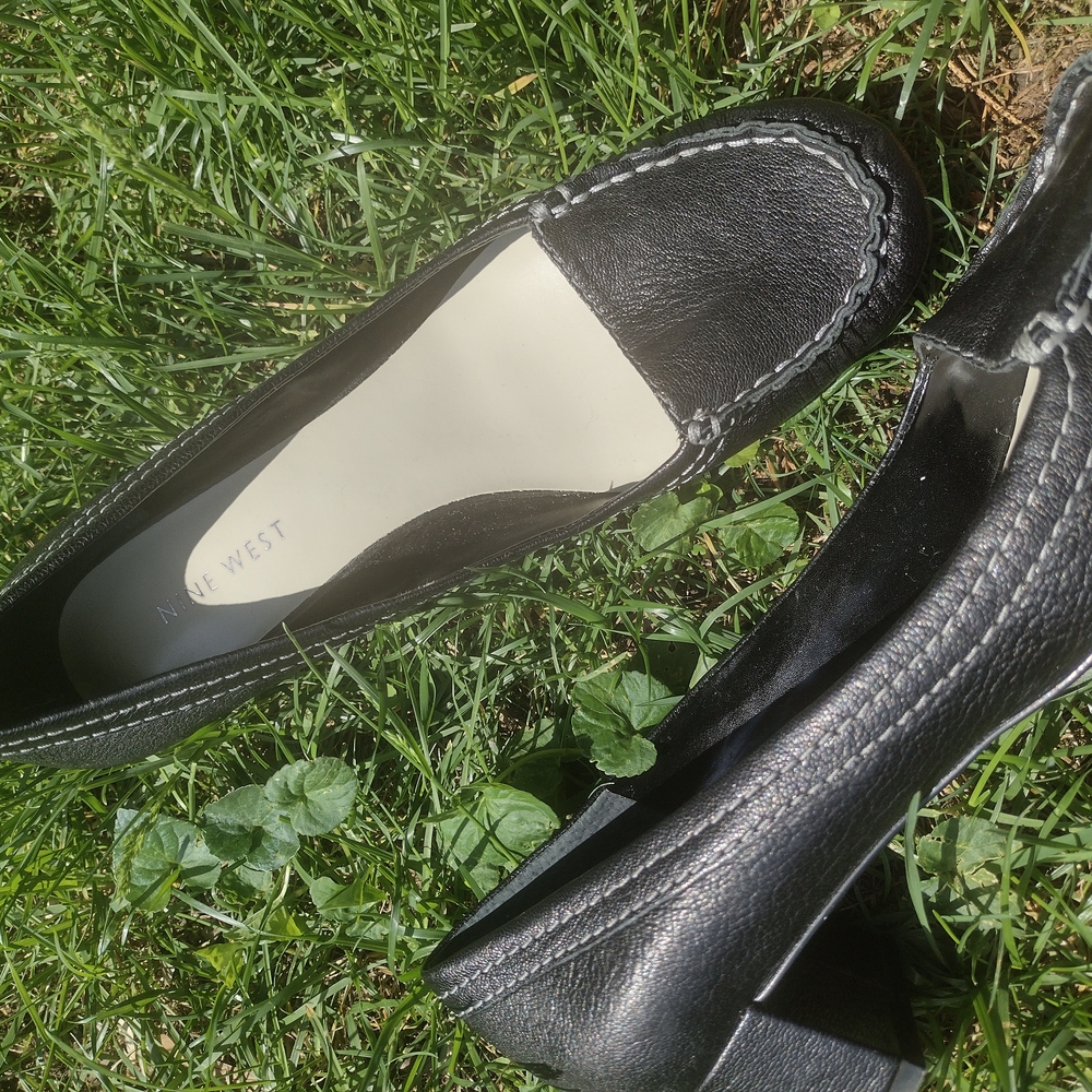 Nine West Black Women's Loafers - Picture 2 of 6